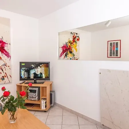 Apartman California