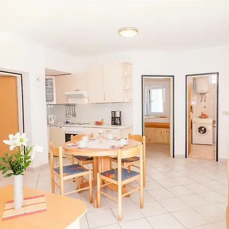 Apartman California